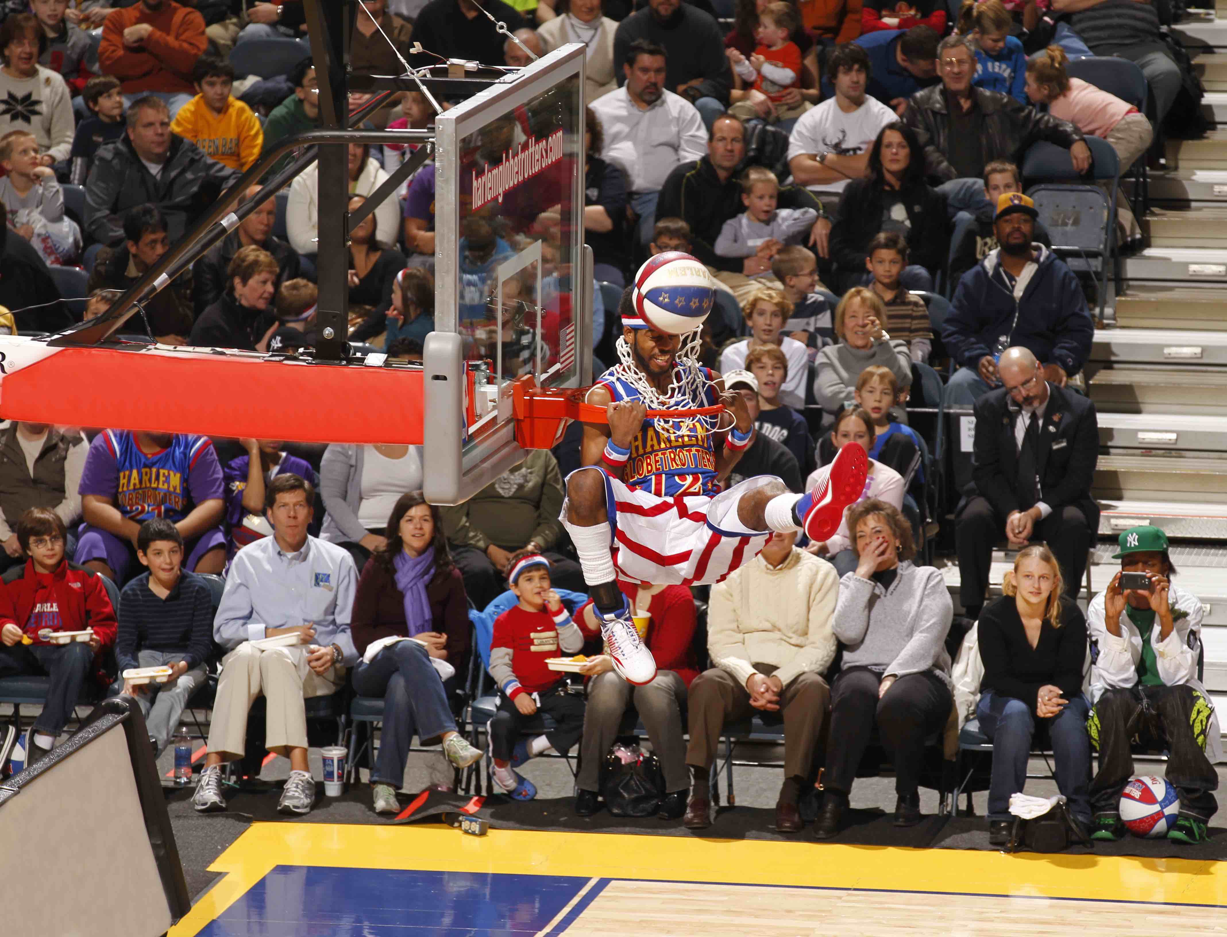The Harlem Globetrotters entertain fans at the Bradley Center in Milwaukee, Wi., Friday, Dec, 31,2010. (Jeffrey Phelps for the Harlem Globtrotters)