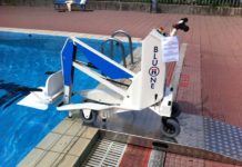Nuoto, a Casalecchio un nuovo sollevatore per disabili ed anziani