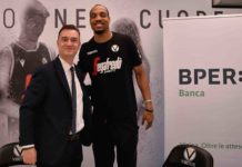 Video – Microfono a Julian Gamble, Vince Hunter e Stefan Nikolic