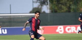 Microfono a Roberto Soriano