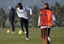 Allenamento mattutino, contusione al ginocchio per Mbaye